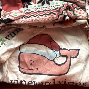 2T vineyard vines shirt